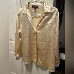 Chadwicks women’s button front shirt